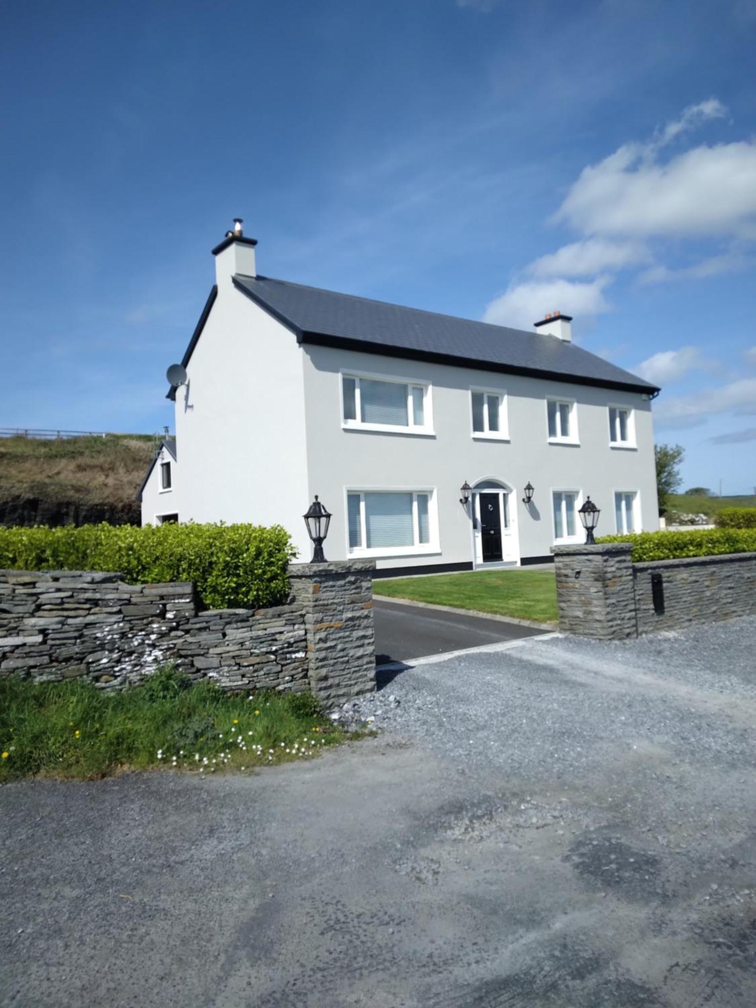 Next Stop Cliffs Of Moher 利斯坎诺 外观 照片