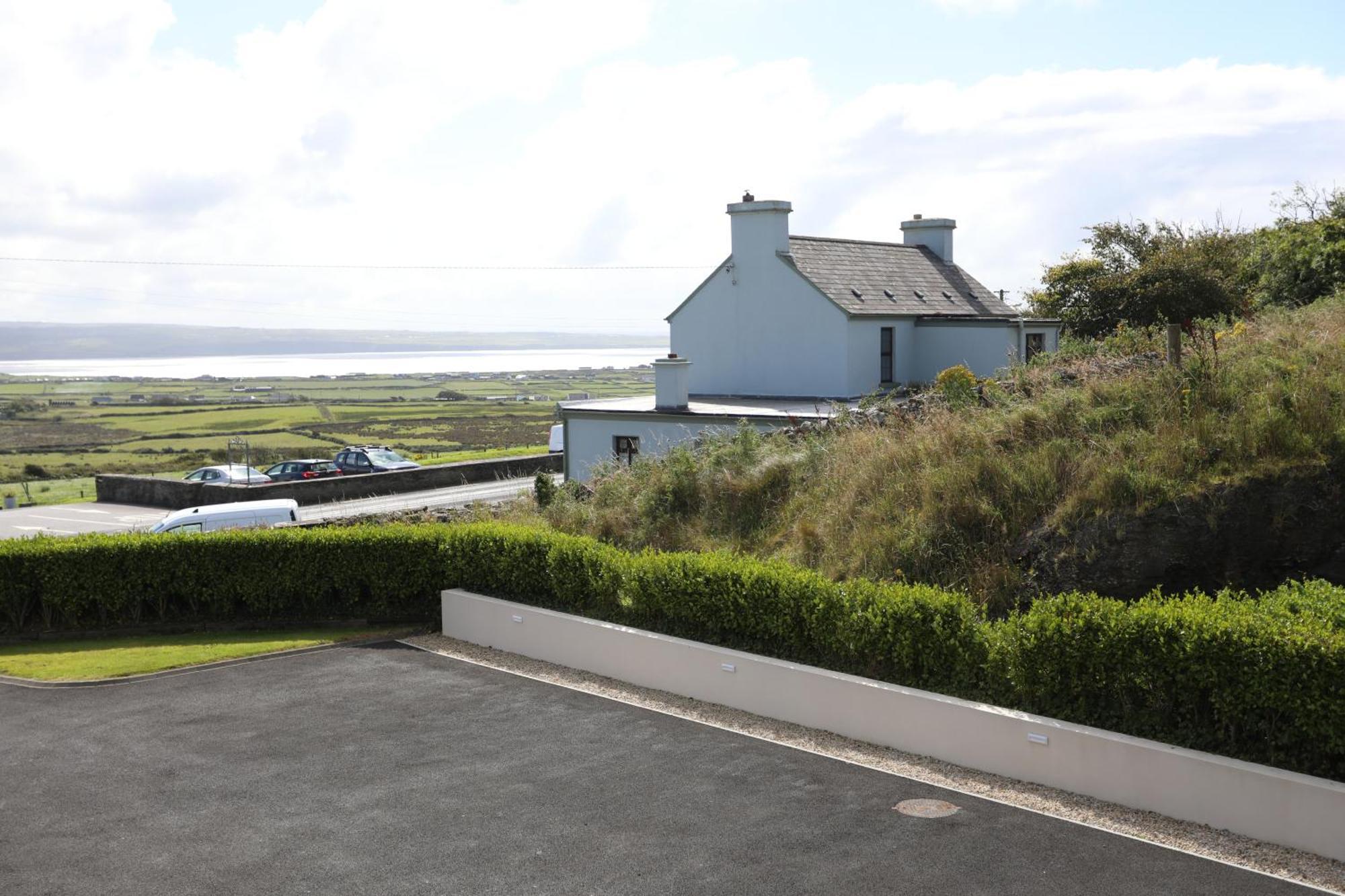 Next Stop Cliffs Of Moher 利斯坎诺 外观 照片